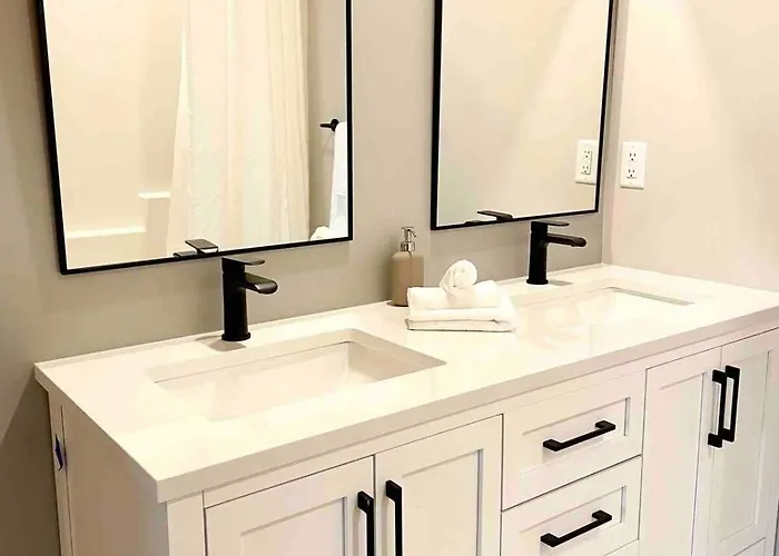Parksville Townhome 2 Bedroom Pool Gym