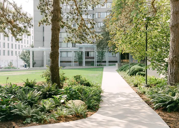 Gage Suites At Ubc